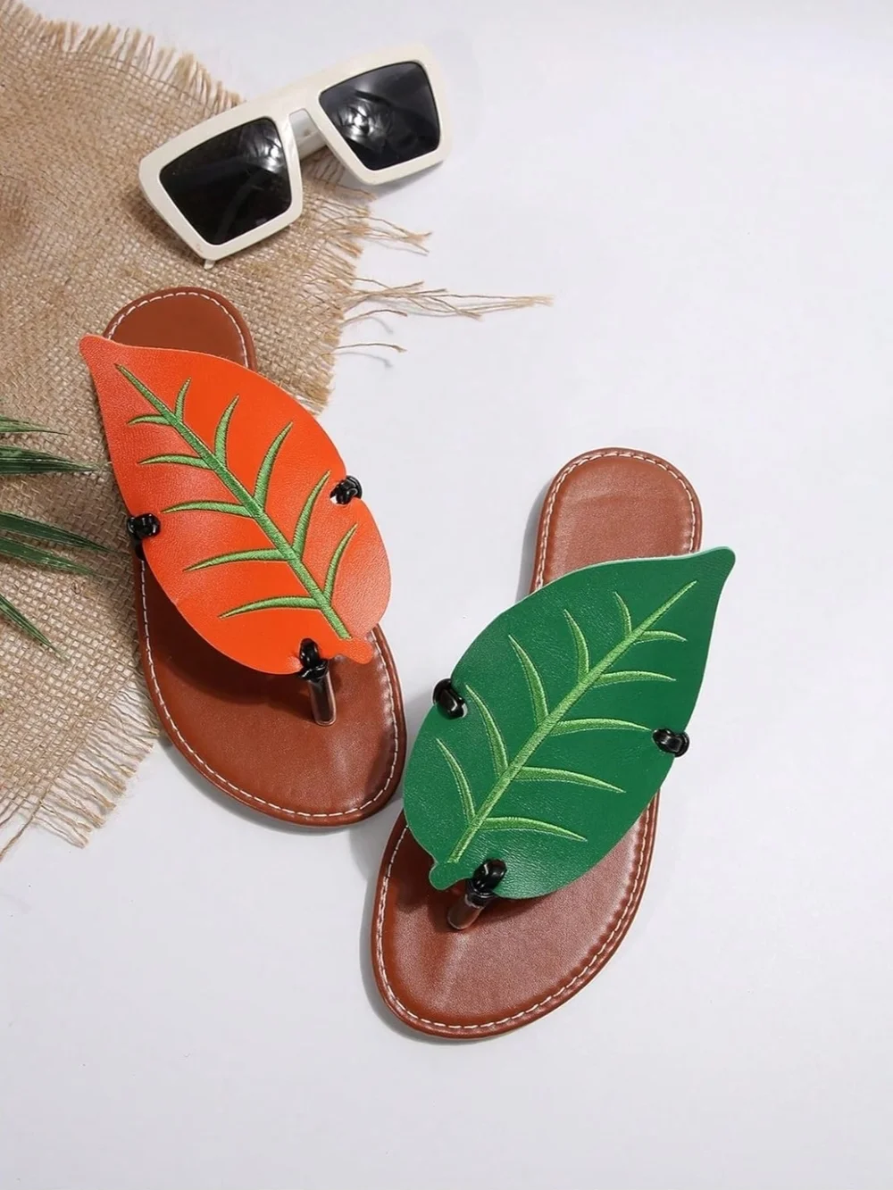 Leaf-Accent Women's Thong Sandals in Orange & Green